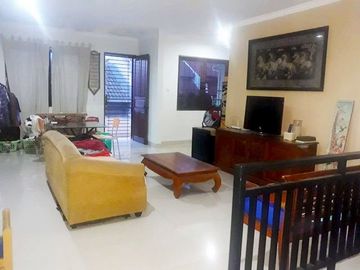 Dijual Rumah Mewah Murah Area Kembangan, Jakarta Barat