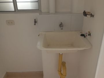 apartamento en venta en ciudad guabinas. Cod V115555