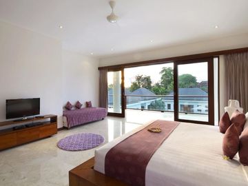 Wonderful Freehold Villa in Canggu