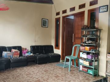 Rumah murah siap huni garasi dan canopy Cilame Bandung barat