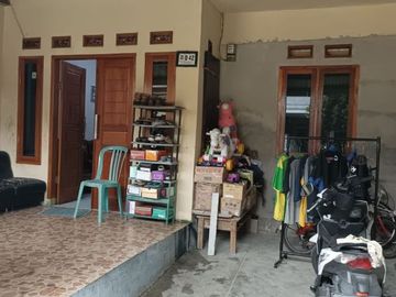 Rumah murah siap huni garasi dan canopy Cilame Bandung barat