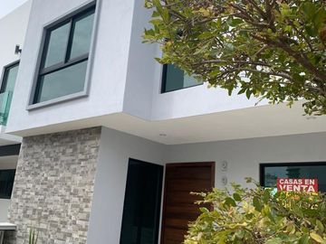 Casa en coto Los Almendros, Zapopan