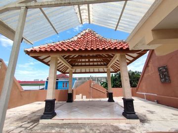 Rumah nyaman dengan sentuhan tradisional di Pleburan, Sleman