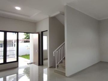 Townhose Pamulang dekat pondok cabe Siap huni #4997