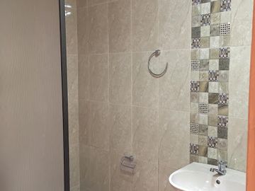 CASA EN ARRIENDO EN AVENIDA SANTANDER