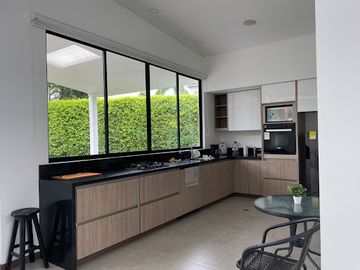 VENTA de CASAS en PEREIRA