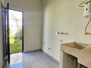 VENTA DE CASA EN COTO PRIVADO CON/ SIN ALBERCA EN COTO PRIVADO EN COLIMA