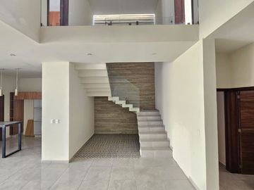 VENTA DE CASA EN COTO PRIVADO CON/ SIN ALBERCA EN COTO PRIVADO EN COLIMA