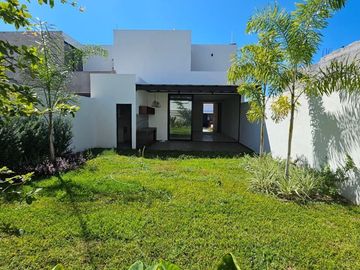 VENTA DE CASA EN COTO PRIVADO CON/ SIN ALBERCA EN COTO PRIVADO EN COLIMA