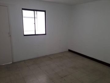 apartamento en venta en granada norte. Cod V9866