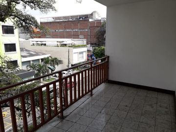apartamento en venta en granada norte. Cod V9866