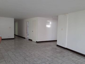 apartamento en venta en granada norte. Cod V9866