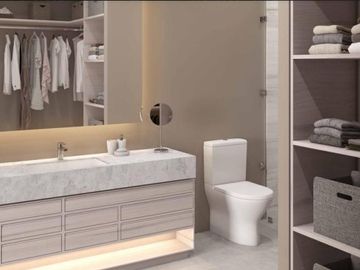 Condominio con terraza de 25 m2, vista al campo de golf, cuarto de servicio, cas