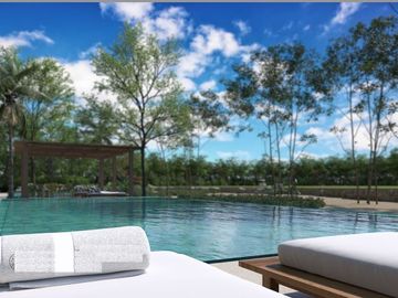 Condominio con terraza de 25 m2, vista al campo de golf, cuarto de servicio, cas
