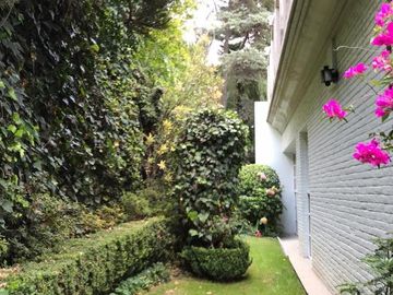 Casa en venta en Bosques De Las Lomas, Miguel Hidalgo, CDMX