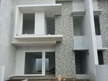 READY STOKC RUMAH MEWAH CANTIK RASA VILLA SEJUK ASRI DI ARCAMANIK