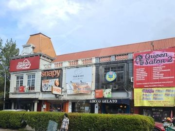 Disewakan Ruko Versailes BSD Lokasi Strategis Deretan Blenger Burger Dekat Sekolah Ora Et Labora, Cocok Untuk Usaha