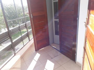 DEPARTAMENTO DE 2 DORMITORIOS EN VENTA + COCINA SEPARADA + BALCÓN + BAÑO CON VENTILACIÓN. CON ESCRITURA
