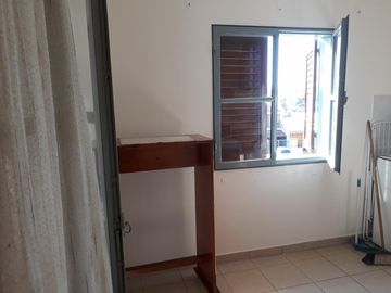 DEPARTAMENTO DE 2 DORMITORIOS EN VENTA + COCINA SEPARADA + BALCÓN + BAÑO CON VENTILACIÓN. CON ESCRITURA