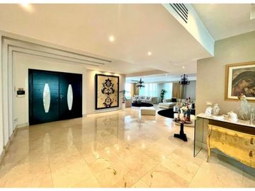SE VENDE LUJOSO APARTAMENTO EN PUNTA PACIFICA.  AM