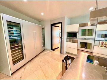 SE VENDE LUJOSO APARTAMENTO EN PUNTA PACIFICA.  AM