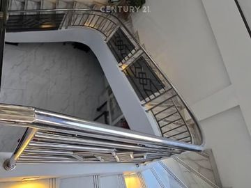 Dijual Rumah Mewah 2 Hux Di Kota Harapan Indah Bekasi