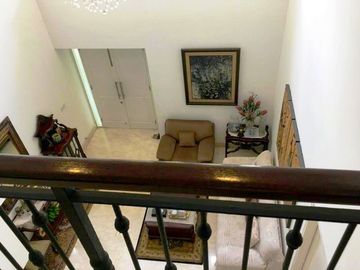 RUMAH MEWAH MENTENG JAKARTA PUSAT