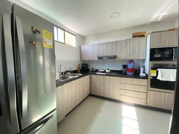 apartamento en venta en san vicente. Cod V94924