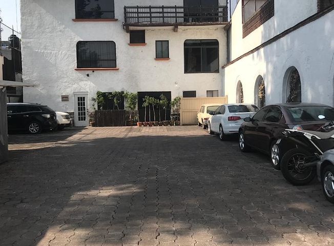 Foto Rento bonitas, ubicadas y súper equipadas suites sobre Av. San Jerónimo