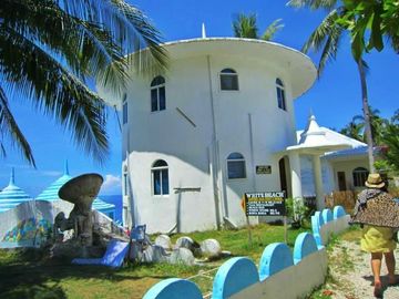 BEACH HOUSE RONDO FOR RENT/ SALE, SEASHORE at TINGKO WHITE BEACH, ALCOY CEBU