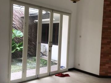 Disewakan Rumah Minimalis Citraland Surabaya Barat @Royal Park, Harga Ciamik