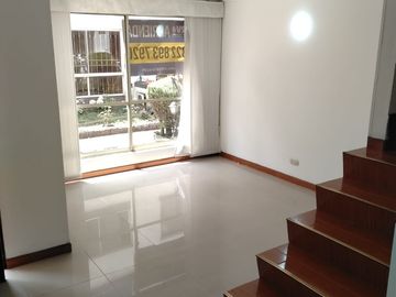 casa en arriendo en felicidad. Cod A4135404