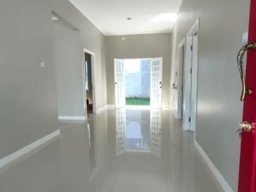 DIJUAL RUMAH BARU 1 LANTAI MODERN DI KENCANA LOKA BSD