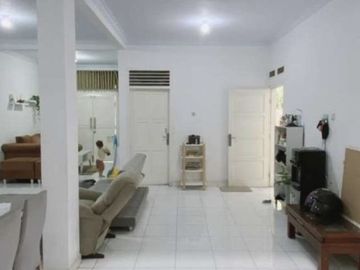 Rumah Taman Wisma Asri 2 Bekasi