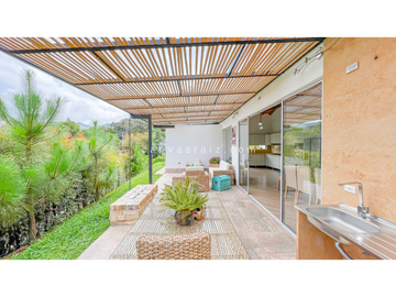 Casa Campestre en Parcelación Abierta La Ceja