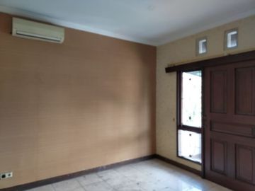 Rumah kota baru parahyangan padalarang dekat cimahi, pasteur bandung