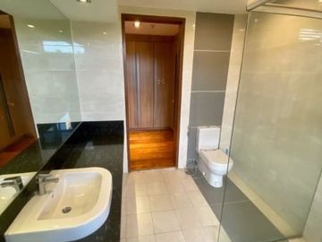 9BR House and Lot for Sale in Marina Baytown, Paranaque City