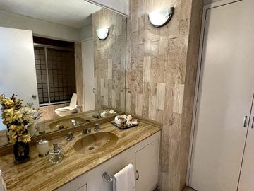 Departamento en Venta (Penthouse) en  Torres Chapultepec, Guadalajara, Jalisco