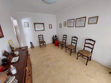 Casa 2 dormitorios en PH Ideal Consultorios/Oficina Alem 1700