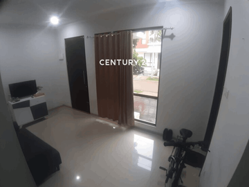 Rumah Minimalis Dalam Cluster Linea Graha Raya Bintaro