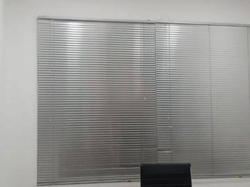 oficina en arriendo en granadillo. Cod A127264