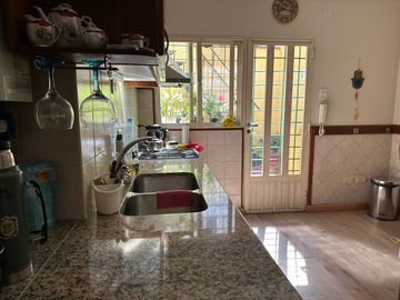 Venta departamento de pasillo tipo duplex - Centro, Rosario