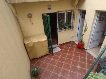 Venta departamento de pasillo tipo duplex - Centro, Rosario