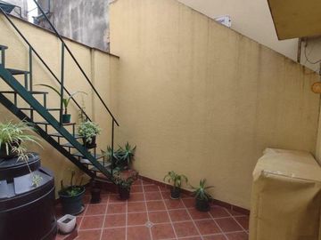 Venta departamento de pasillo tipo duplex - Centro, Rosario