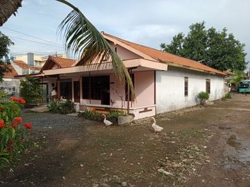 Rumah Luas 550 m Pinggir Jalan Raya Pandean Lamper