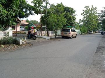 Rumah Luas 550 m Pinggir Jalan Raya Pandean Lamper