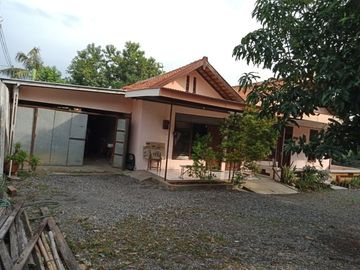 Rumah Luas 550 m Pinggir Jalan Raya Pandean Lamper