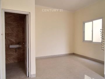 Rumah Brandnew Hook Minimalis Modern One Gate Di Gading Serpong