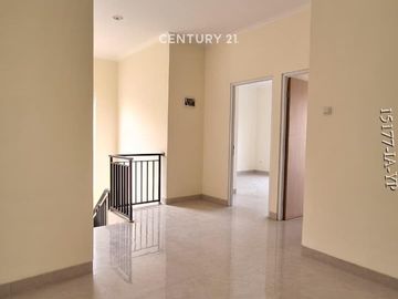 Rumah Brandnew Hook Minimalis Modern One Gate Di Gading Serpong