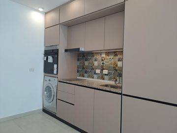 Estudio Profesional con patio - Amenities-  - Financiacion 50% - 1F -
